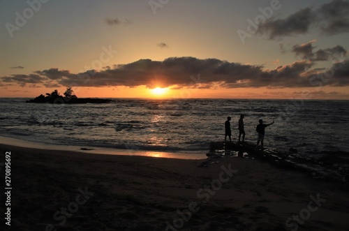 Dusk and sun setting over a beautiful ocean