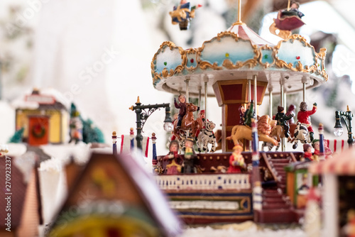 Miniature houses and figures to decorate Christmas.
