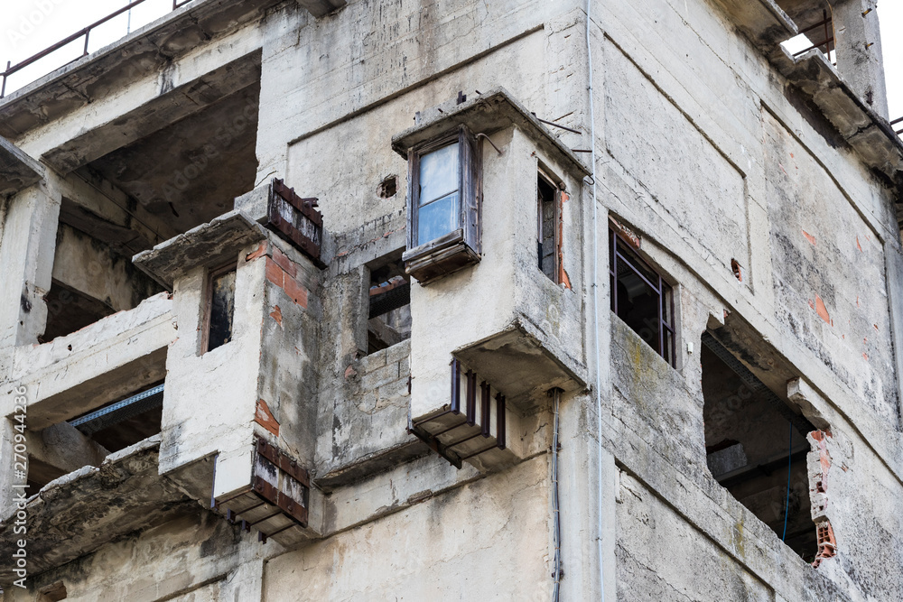 Urban exploration / Abandoned quarry