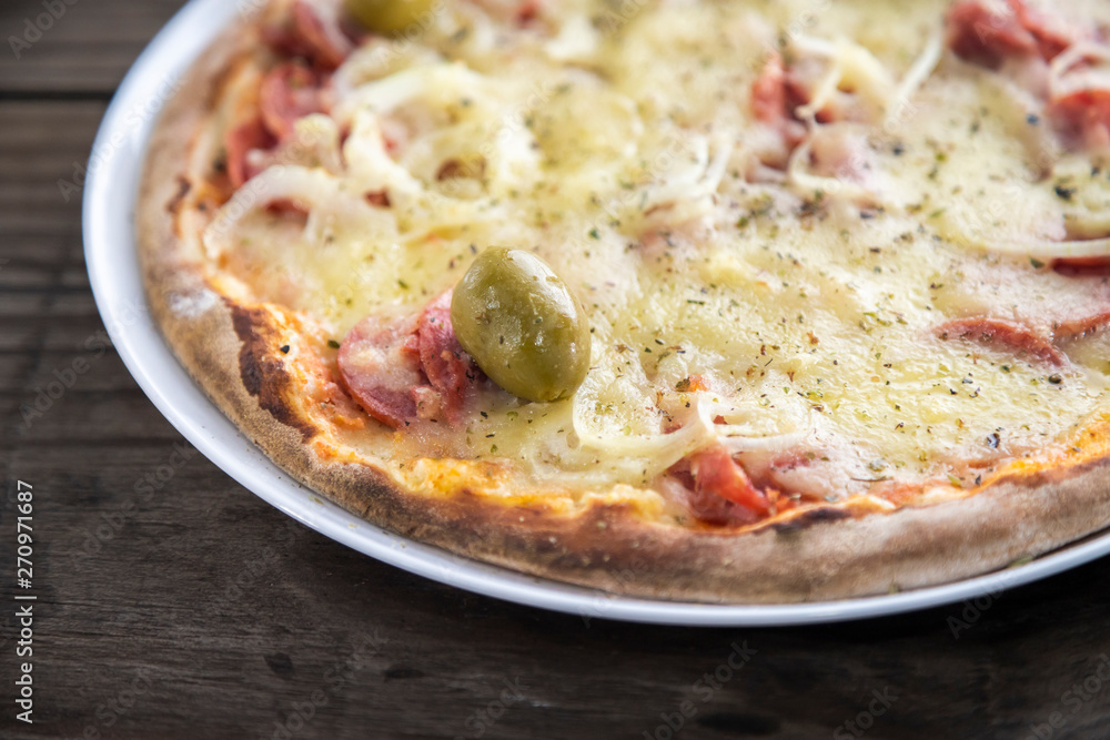 Delicious ready-to-eat pizzas Delicious ready-to-eat pizzas