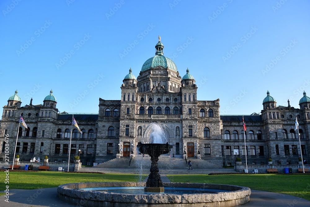 Obraz premium The parliament buildings at Victoria BC Canada