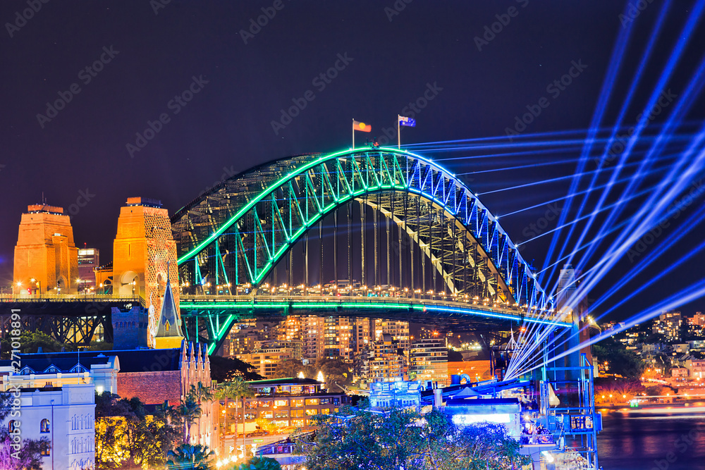 Fototapeta premium Sy Vivid 19 Circular Quay Bridge Arch