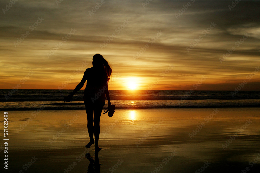 girl on sunset