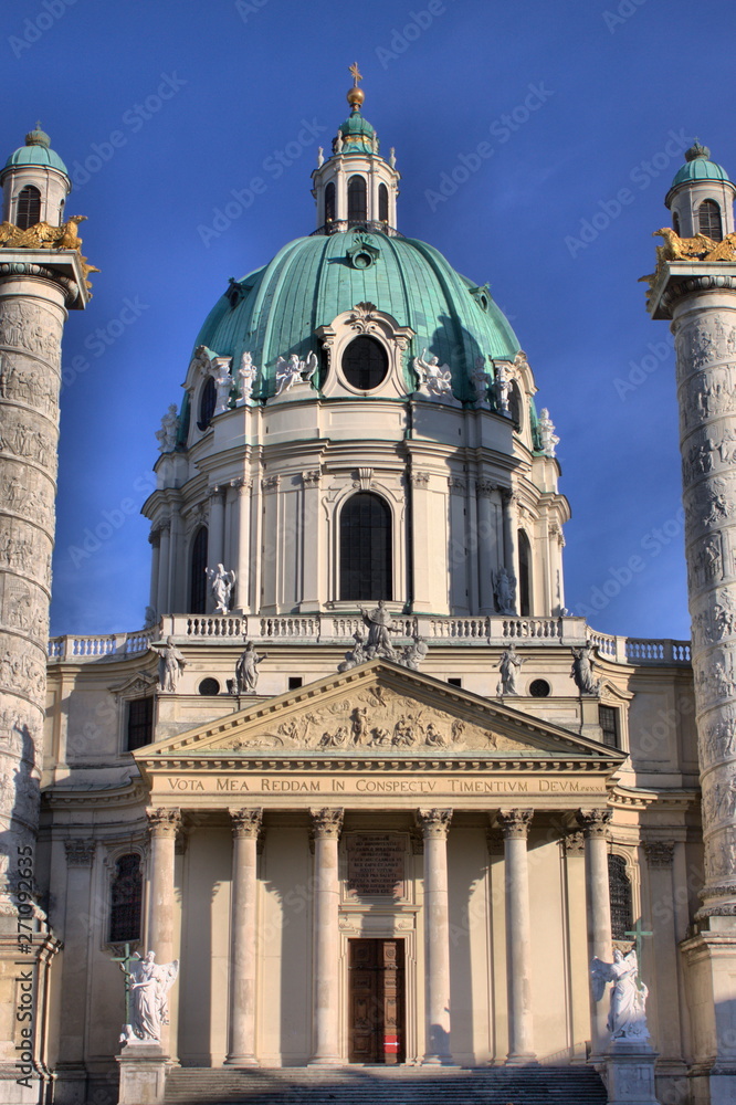 Obraz premium St. Charles Church in Vienna, Austria