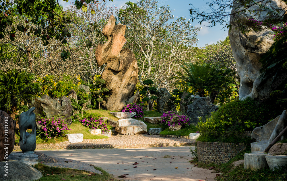 Obraz premium Luxury landscape design of the tropical garden. Beautiful view of tropical landscape