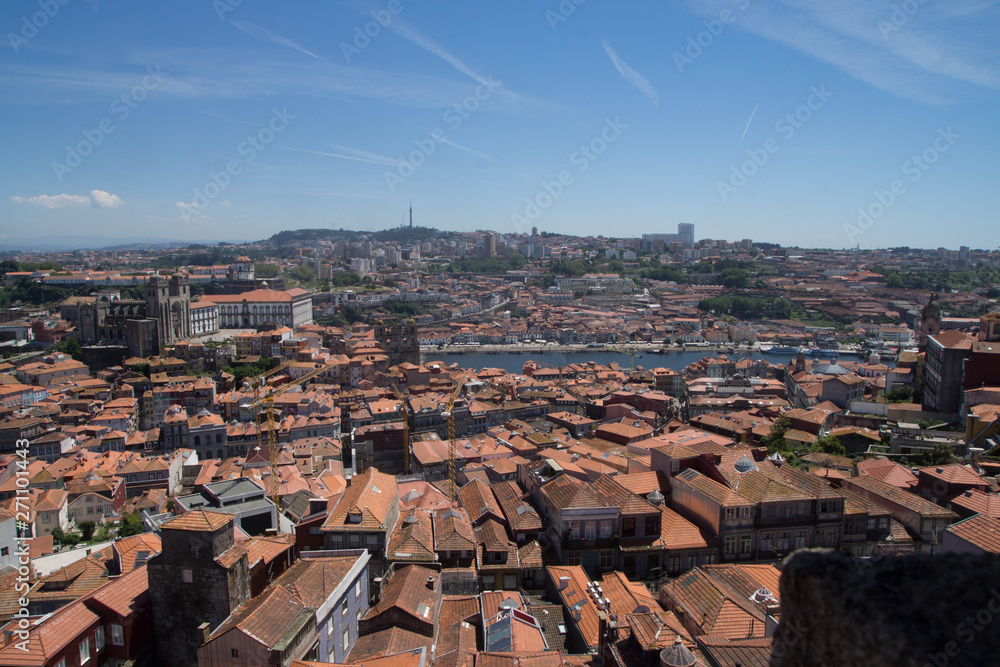 Vue des hauteurs de la ville de Porto au Portugal