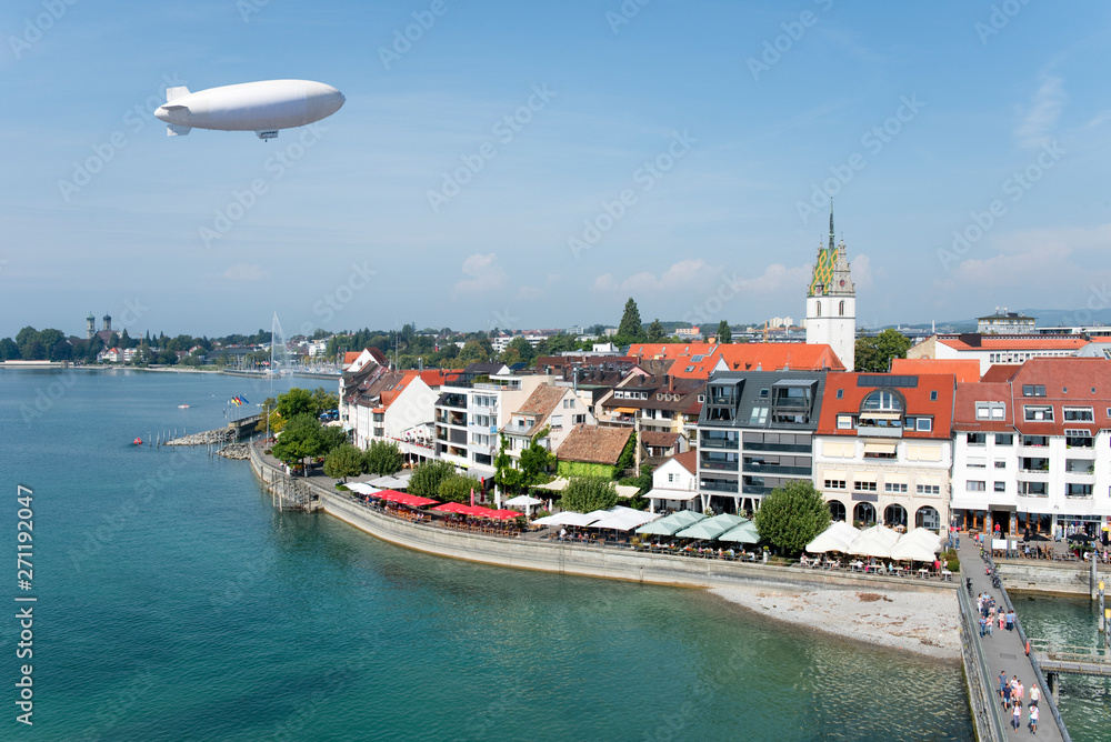 Friedrichshafen, Bodensee, Zeppelin, Stadtpanorama (Deutschland) - obrazy, fototapety, plakaty 