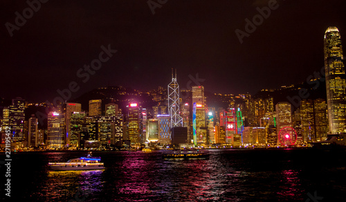 Canvas Print City at night in Hongkong