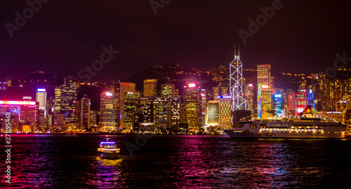 City at night in Hongkong © arinchawit