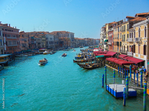 ベネツィアの水路