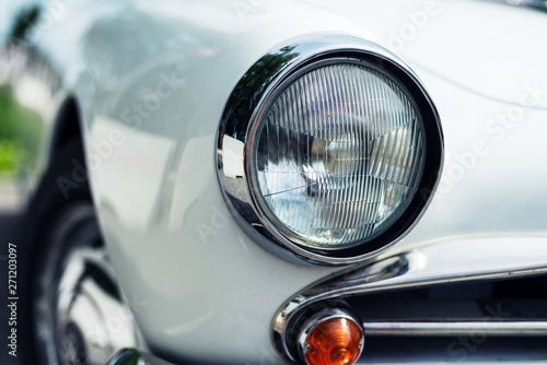 white Retro Car headlight, Detail, © mdbildes