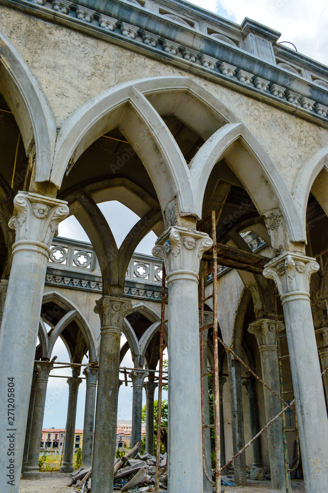 arches and columns