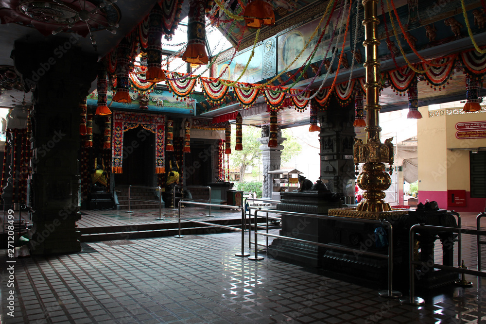 hindu temple (Sri Senpaga Vinayagar) in singapore