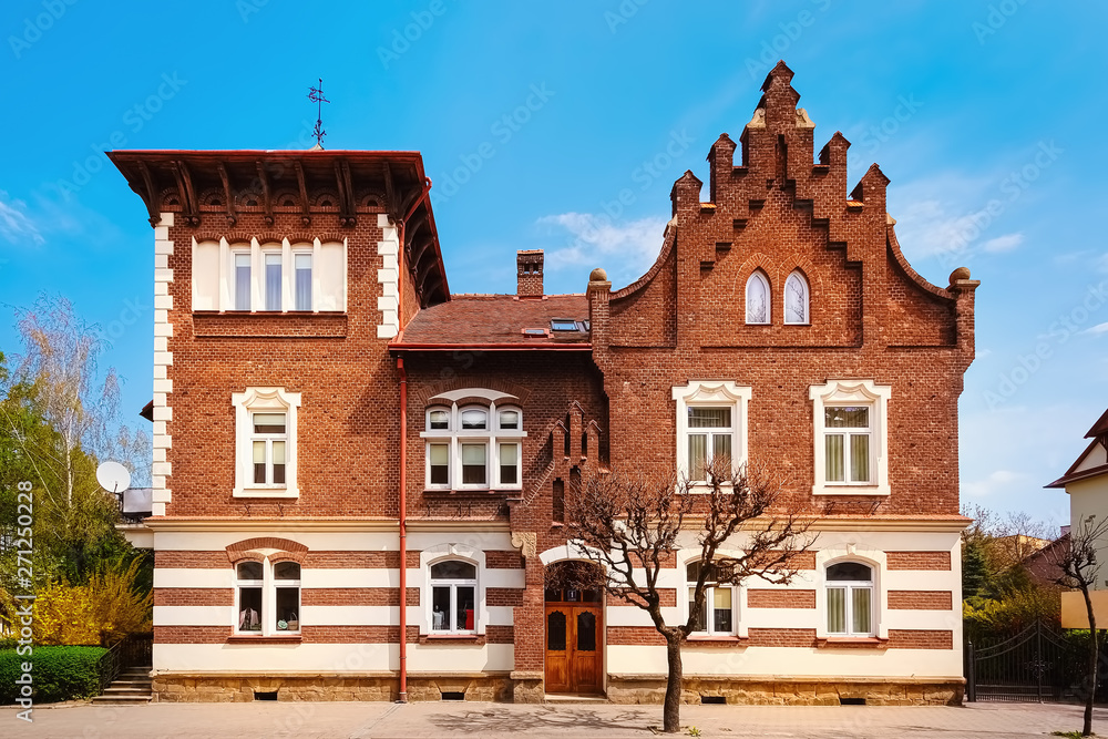 Old House in Krosno - obrazy, fototapety, plakaty 