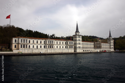 Historical Bosphorus, coasts, historical streets and mosques © Saim
