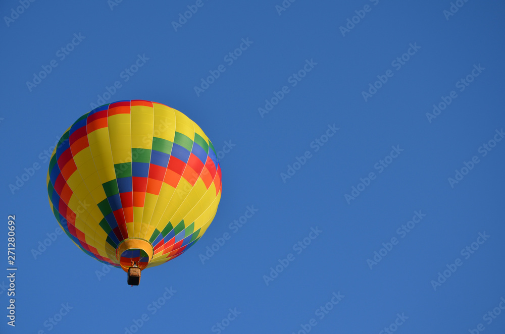 Naklejka premium hot air balloon dream flight