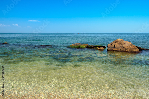 Obraz na płótnie Huge stones in the sea near beach, Odessa, Ukraine w salonie