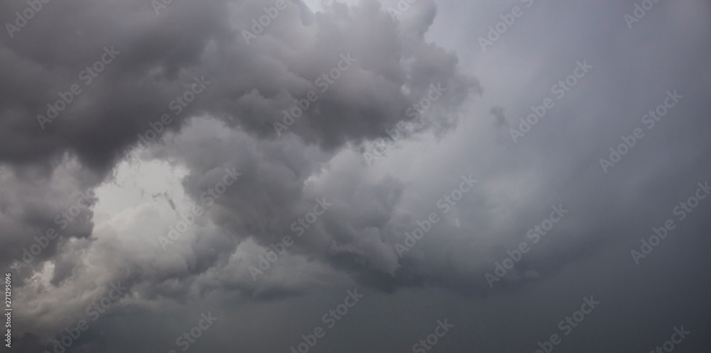 Obraz premium Storm clouds, dramatic sky.