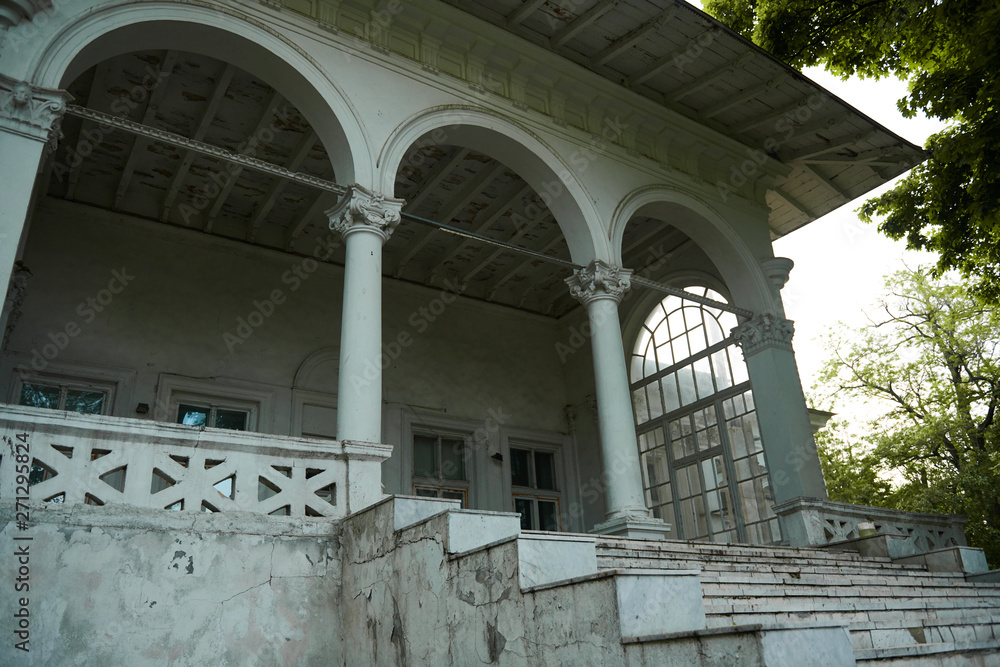 Fototapeta premium old white villa, retro architecture