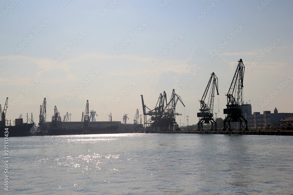 Gantry cranes in the port of Varna (Bulgaria)