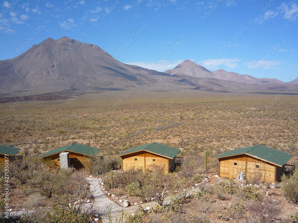 volcanes en medio del desierto