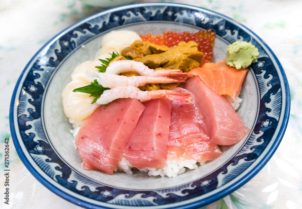 Fresh raw seafood mixed rice bowl (Kaisen-don/ Japanese tasty food) Fresh raw seafood mixed rice bowl (Kaisen-don/ Japanese tasty food)