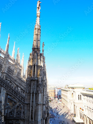 Beautiful cathedral in the city of Milan, Italy © oopoontongoo