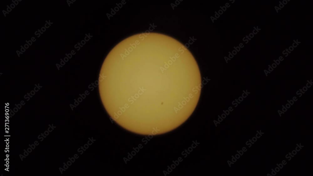 Full Sunball At 1260mm, Daytime, Time Lapse, 1:1 crop Full Sunball At 1260mm, Daytime, Time Lapse, 1:1 crop