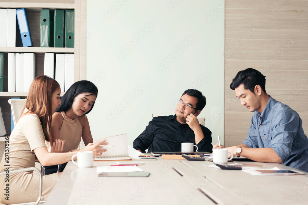 Fototapeta premium Teamwork Concept. Collaboration Team Meeting Communication with Business Teamwork Working Together in Conference Room. Presentation of Diversity Partner Business Meeting Trust in Businessman and Team