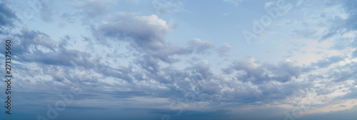 Fototapeta Naklejka Na Ścianę i Meble -  Blue sky with cloud