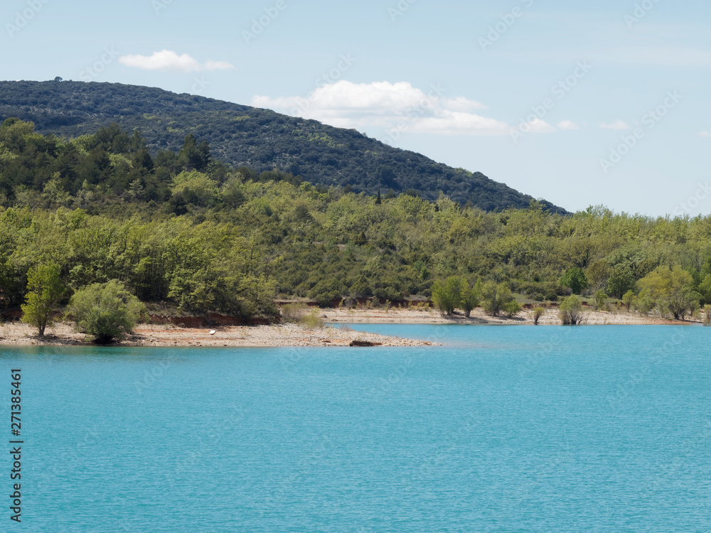 Lac de Sainte-Croix. Petite plage à Bauduen. Alpes-de-Haute-Provence