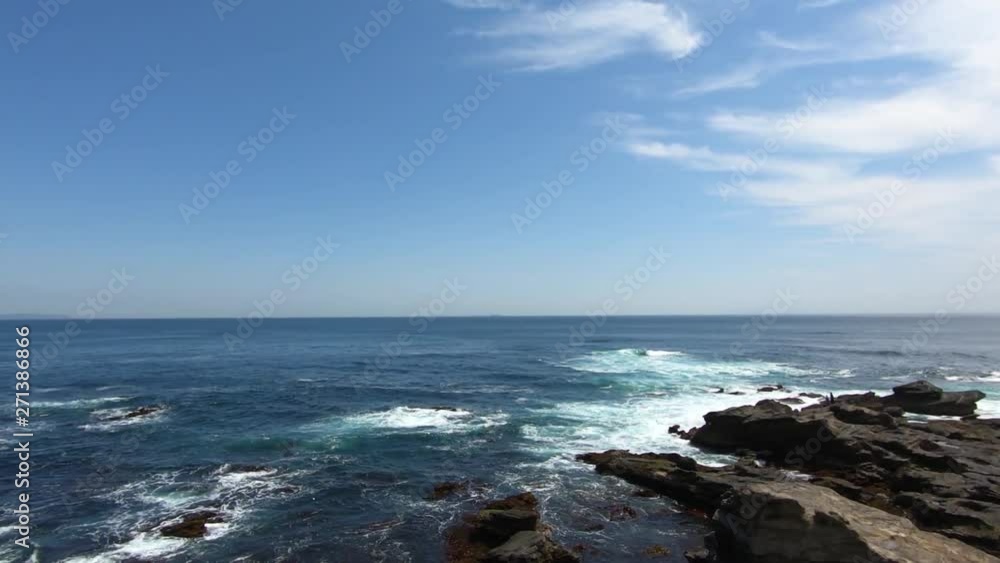 Wave that rushes to the vast sea Wave that rushes to the vast sea