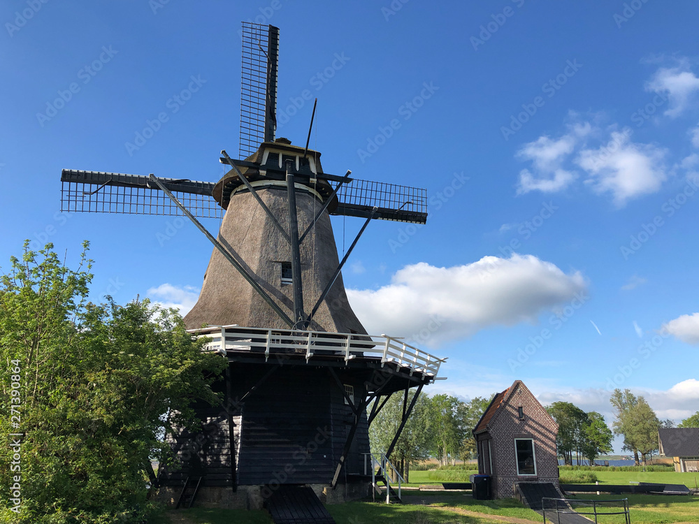 Langweerder windmill in Friesland