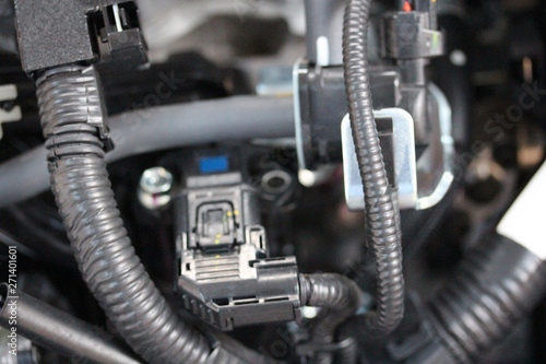 Vehicle engine components 