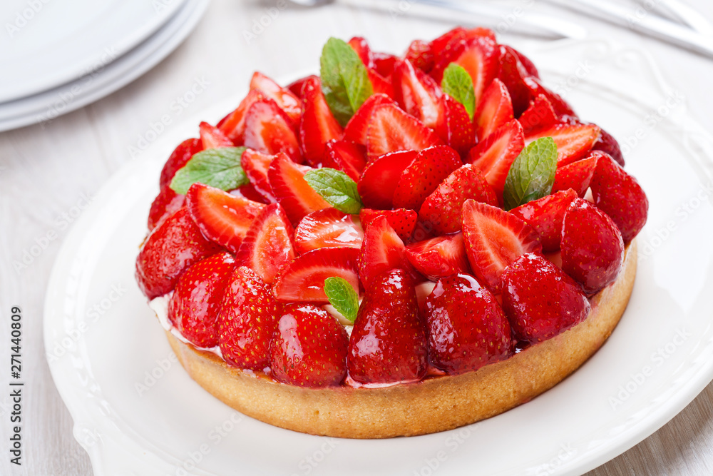 Homemade Strawberry Pie With Organic Strawberries Homemade Strawberry Pie With Organic Strawberries
