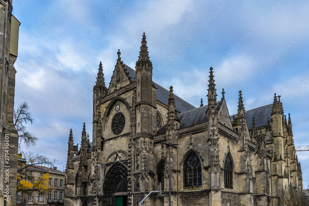 Basilique Saint Michel in Bordeaux, France