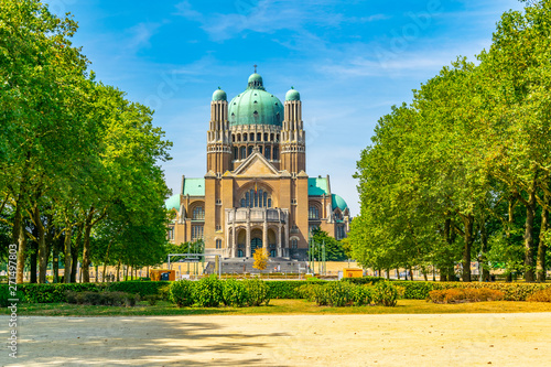 Obraz na plátně National basilica of sacred heart of Koekelberg in Brussels, Belgium