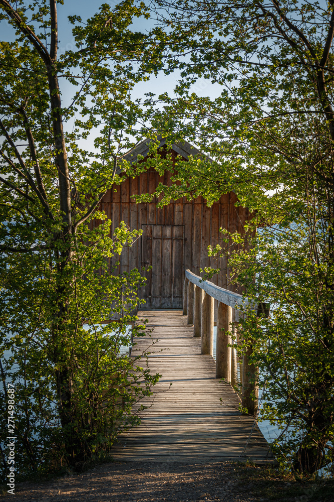 Seehaus in Stegen am Ammersee in Bayern Deutschland. Seehaus in Stegen am Ammersee in Bayern Deutschland.