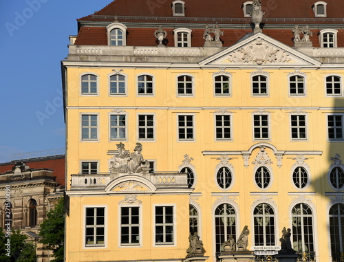 Fassade des historischen Coselpalais in der Altstadt von Dresden photo