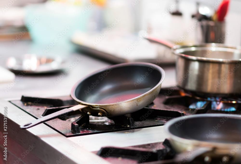 Stainless steel cookware , kitchenware set, Stainless steel pots, Kitchen utensils Stainless steel cookware , kitchenware set, Stainless steel pots, Kitchen utensils