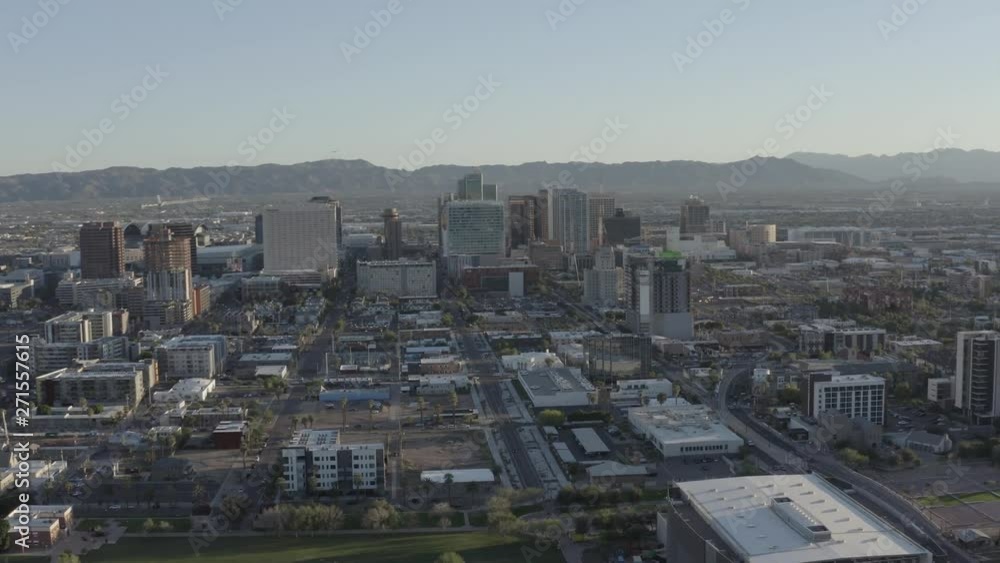 Parallax aerial of the city of Phoenix Parallax aerial of the city of Phoenix