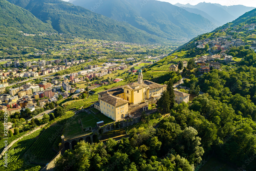 Sondrio - Valtellina (IT) - Vista aerea di Sondrio e del Convento di S. Lorenzo