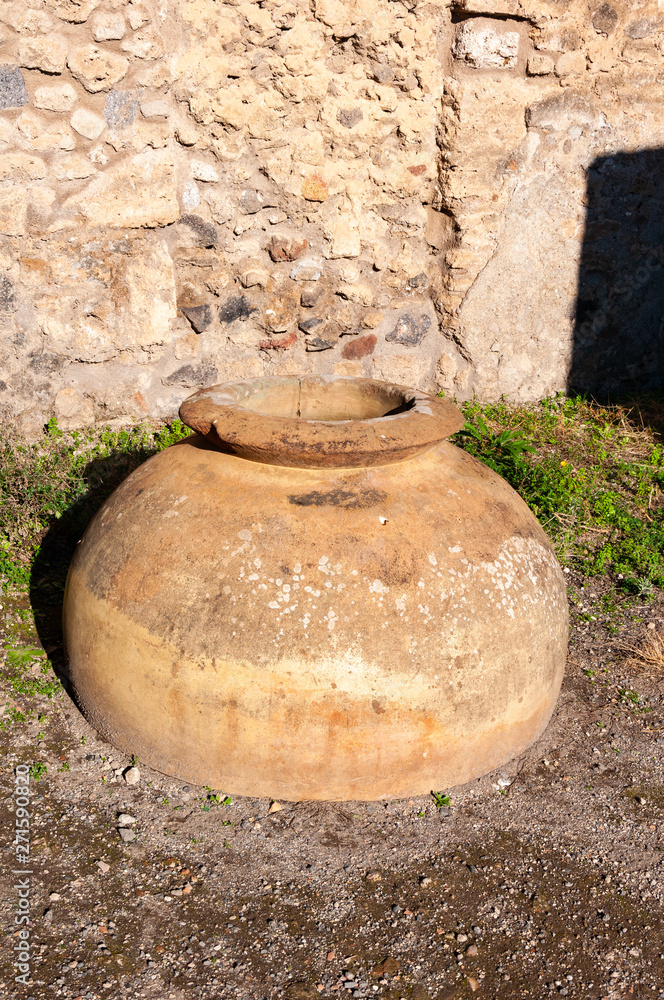 Fototapeta premium Pompeii, the best preserved archaeological site in the world, Italy. Afora for food.