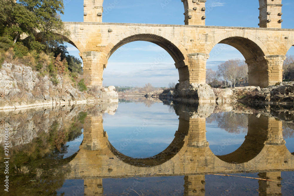 Pont du Gard, Provenza