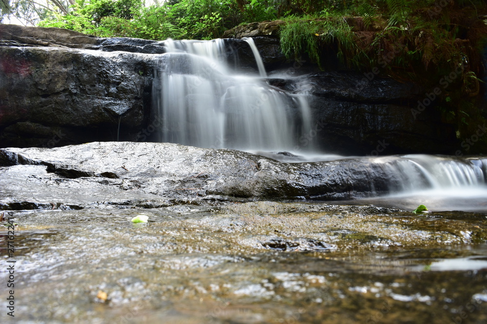 Obraz premium Vattakanal Water Falls in Kodaikanal Hill station of India