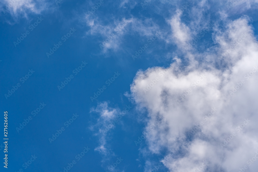 Obraz premium Blue sky with clouds. for background or texture