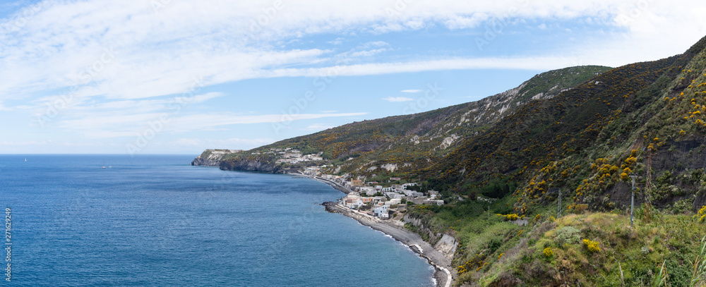 Plage d'Acquacalda, Île de Lipari, Sicile, Italie Plage d'Acquacalda, Île de Lipari, Sicile, Italie