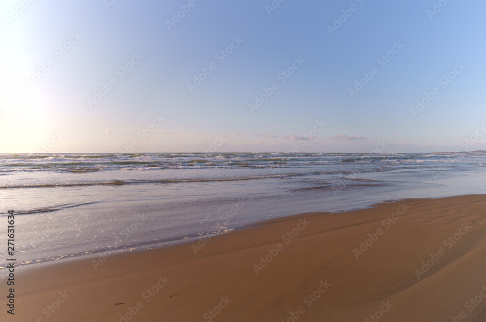 Fototapeta premium Japanese coast Sunset Sandy beach