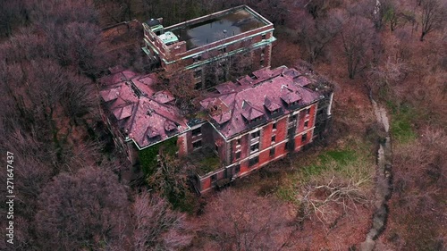 Aerial, old house in North Brother Island