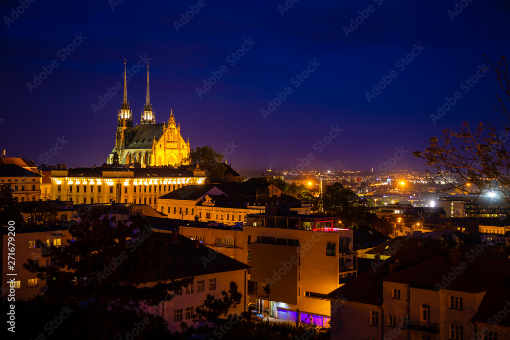 Naklejka premium View to the red roofs of Brno city with Cathedral of Saints Peter and Paul. Morawia, Czech Republic